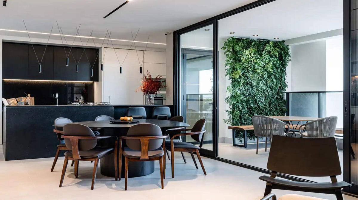 Apartamento, Jardim Karaíba, 4 Quartos, 2 Vagas, 4 Suítes