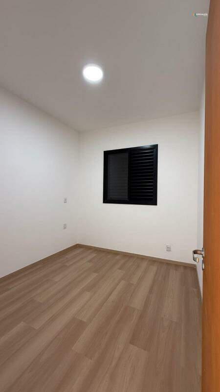 Casa, Novo Centro, 3 Quartos, 0 Vaga, 1 Suíte