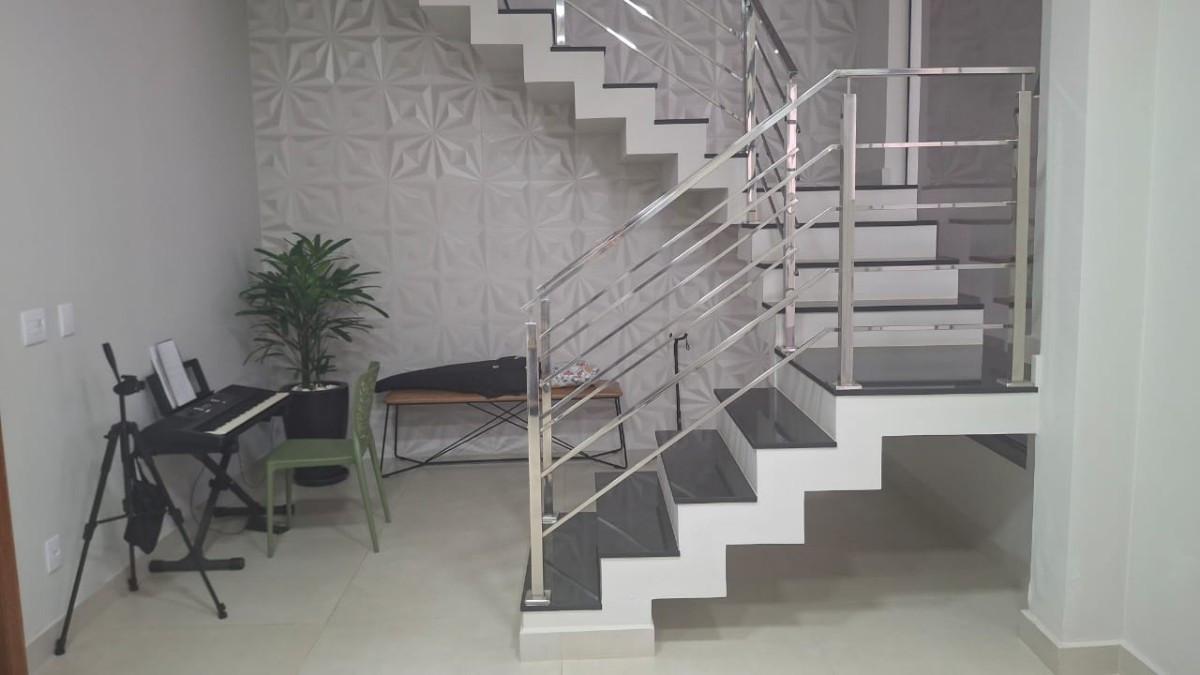 Casa, São Gonçalo, 3 Quartos, 2 Vagas, 1 Suíte