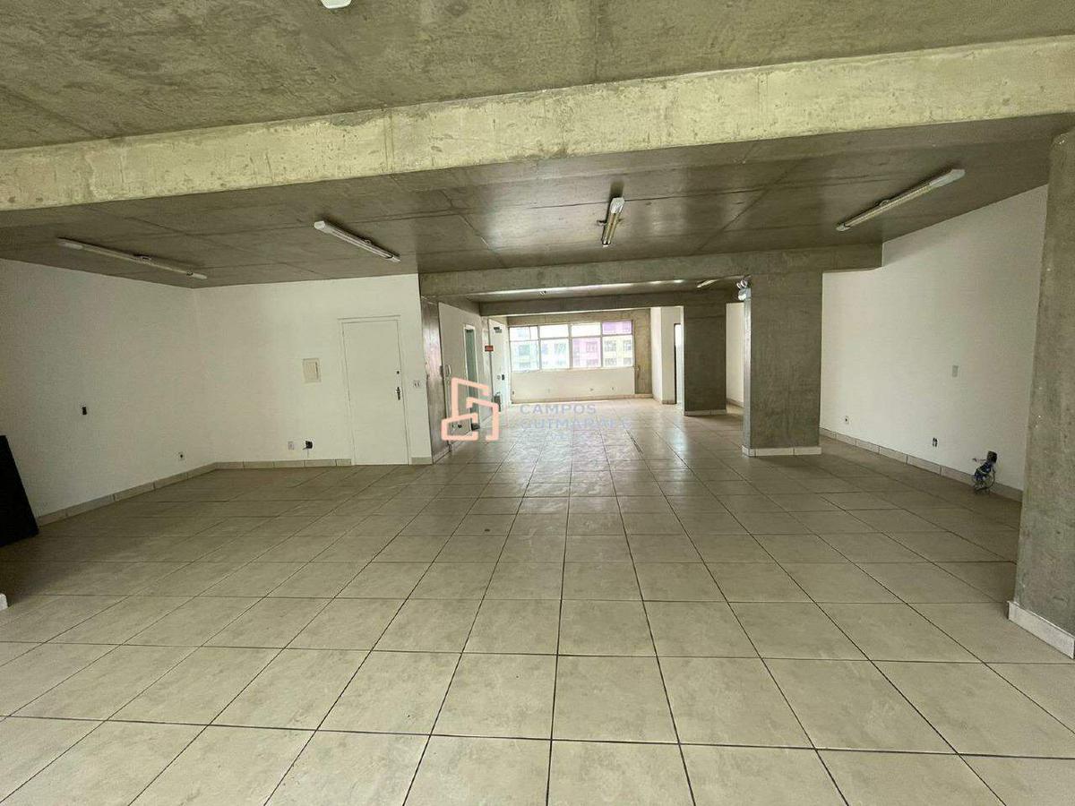 Sala, Centro