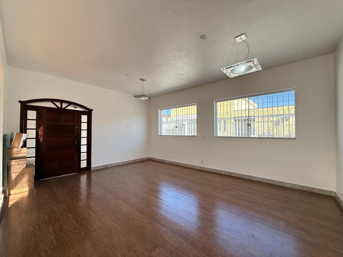 Casa, Santa Amélia, 3 Quartos, 2 Vagas, 1 Suíte