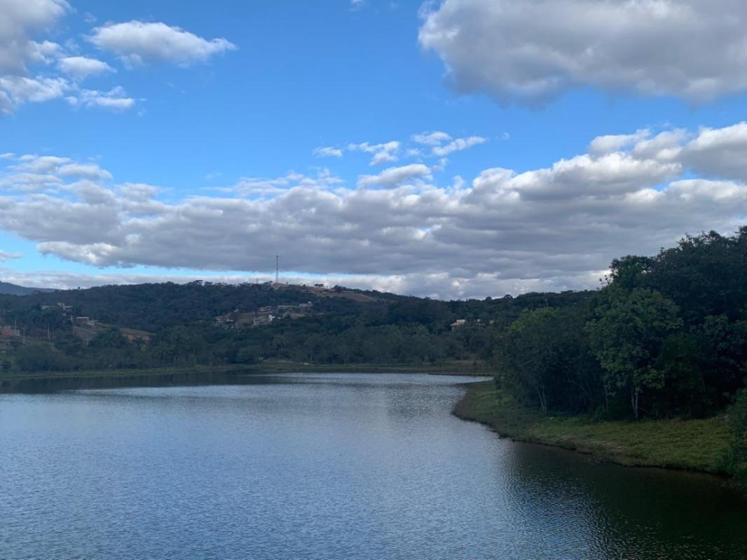 Lote, Casa Branca, 0 Quarto, 0 Vaga