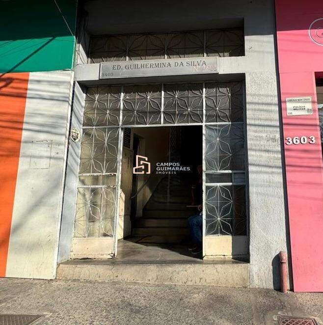 Sala, Glória