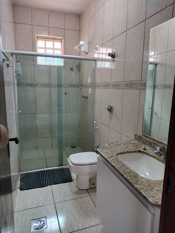 Casa, Milionários, 4 Quartos, 4 Vagas, 1 Suíte