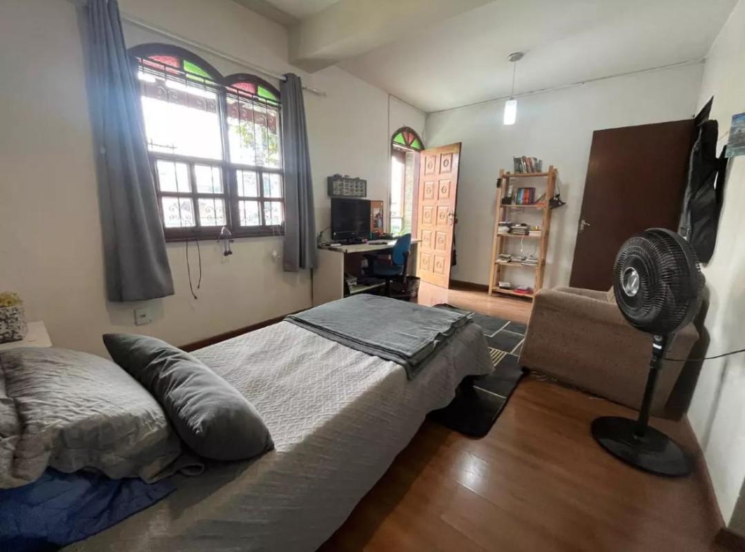 Casa, Teixeira Dias, 4 Quartos, 3 Vagas