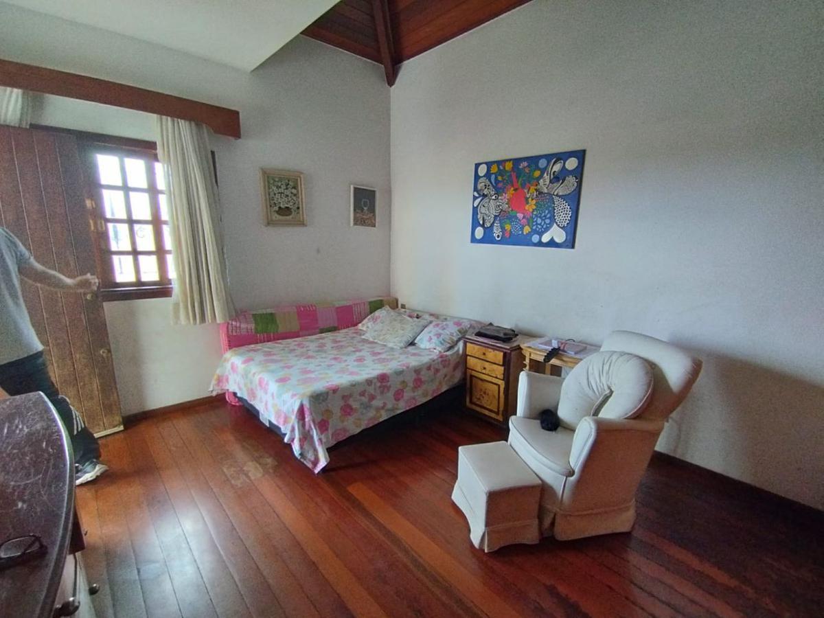 Casa, Fernão Dias, 3 Quartos, 6 Vagas, 1 Suíte