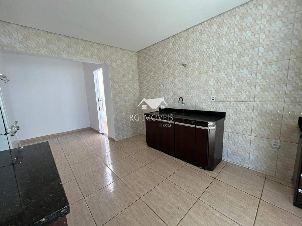 Casa, Novo Progresso, 2 Quartos, 6 Vagas