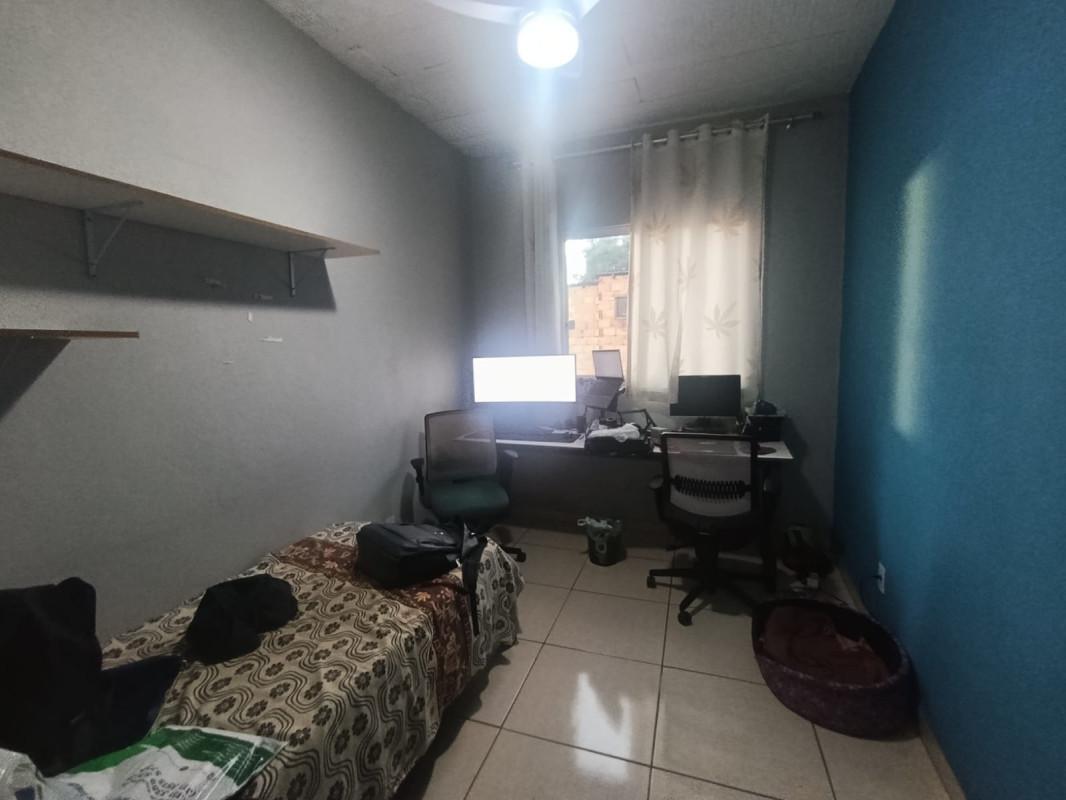 Casa, Solar do Barreiro, 5 Quartos, 2 Vagas, 1 Suíte