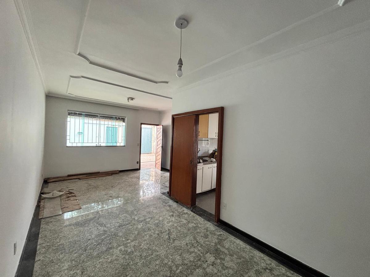 Casa, Liberdade, 3 Quartos, 2 Vagas, 1 Suíte