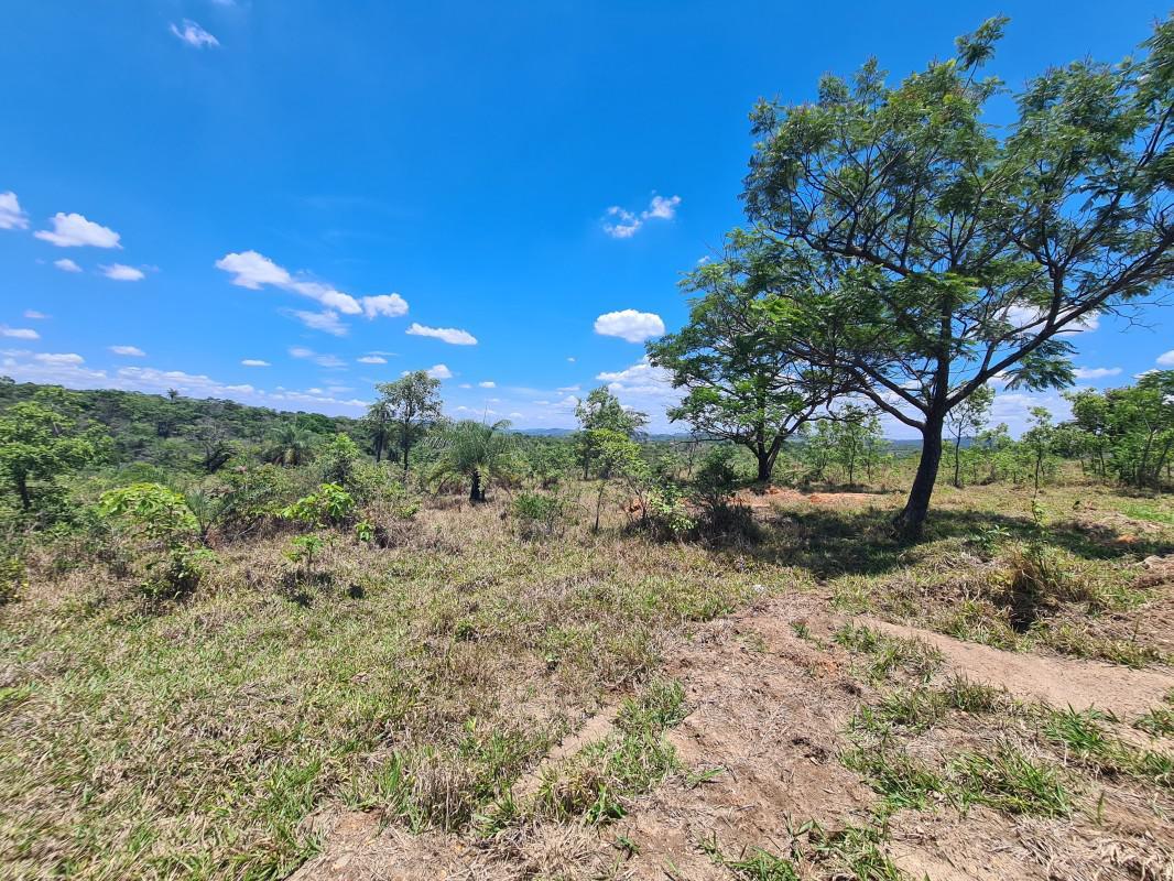 Lote, Novo Retiro, 0 Quarto, 0 Vaga