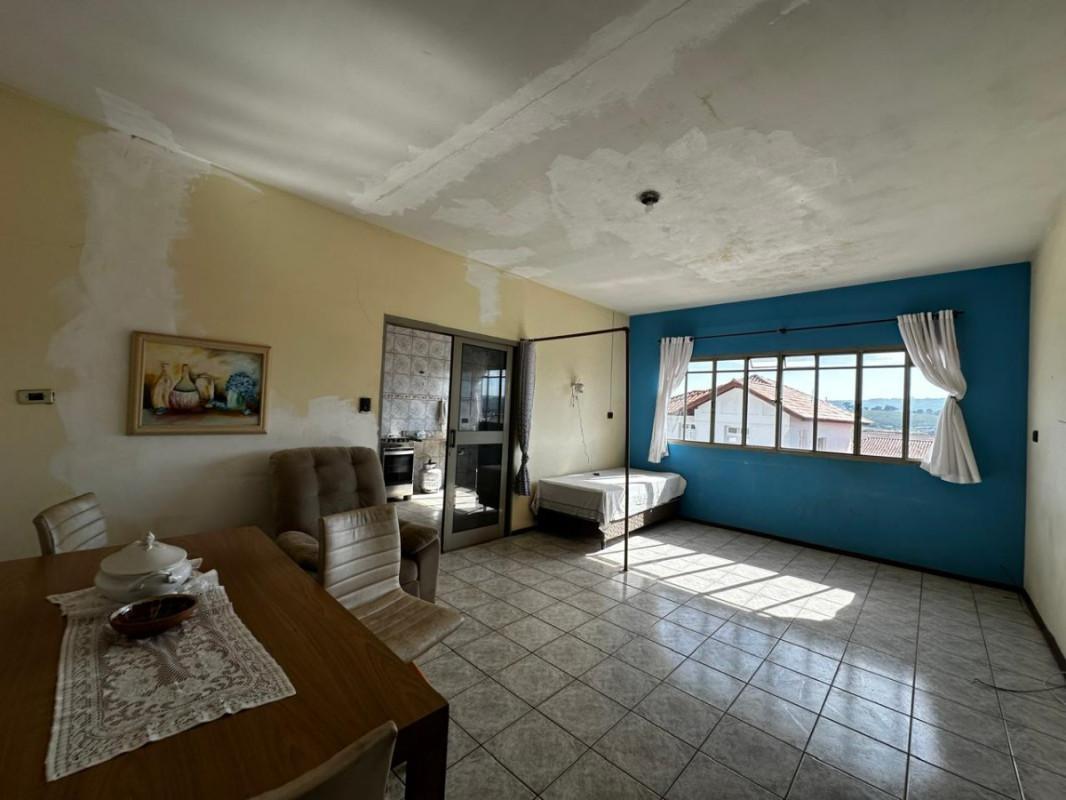 Apartamento, Centro, 5 Quartos, 0 Vaga, 1 Suíte