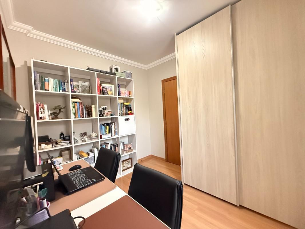 Apartamento, Sagrada Família, 3 Quartos, 2 Vagas, 1 Suíte