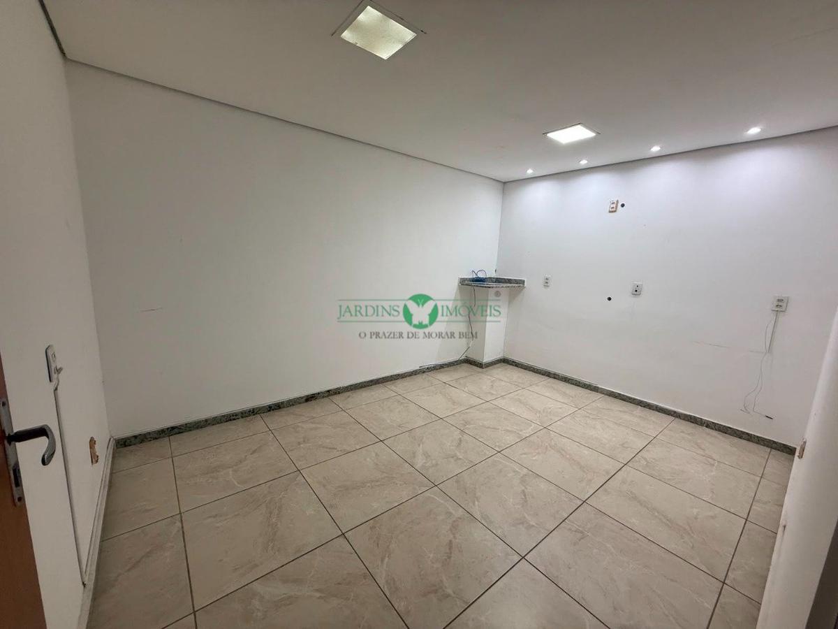 Galpão, São Francisco, 0 Quarto, 0 Vaga