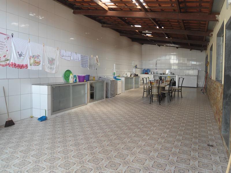 Casa, Bandeirantes, 4 Quartos, 4 Vagas, 2 Suítes