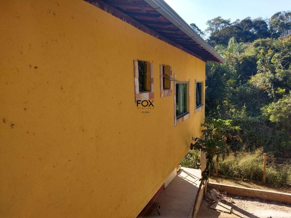 Casa, Casa Branca, 3 Quartos, 4 Vagas, 1 Suíte