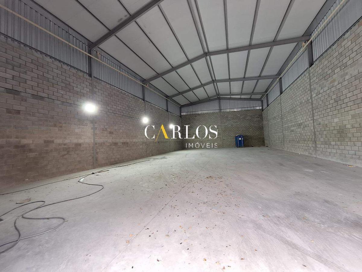 Galpão, Três Barras