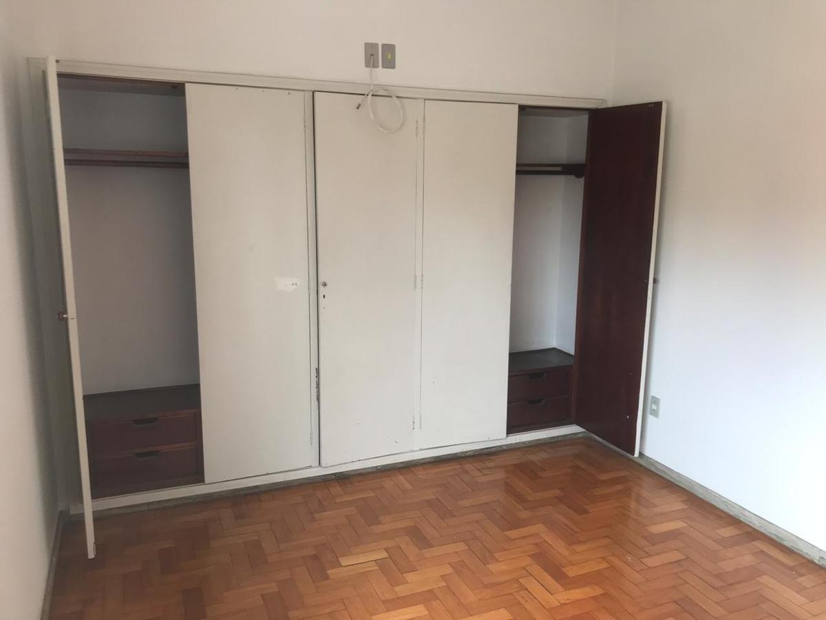 Casa, Colégio Batista, 4 Quartos, 2 Vagas, 1 Suíte