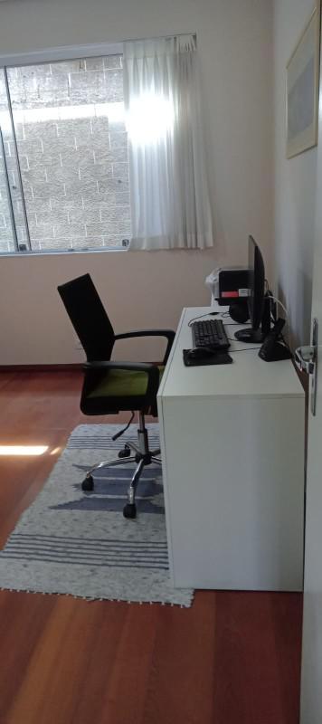 Casa, Camargos, 3 Quartos, 4 Vagas, 1 Suíte