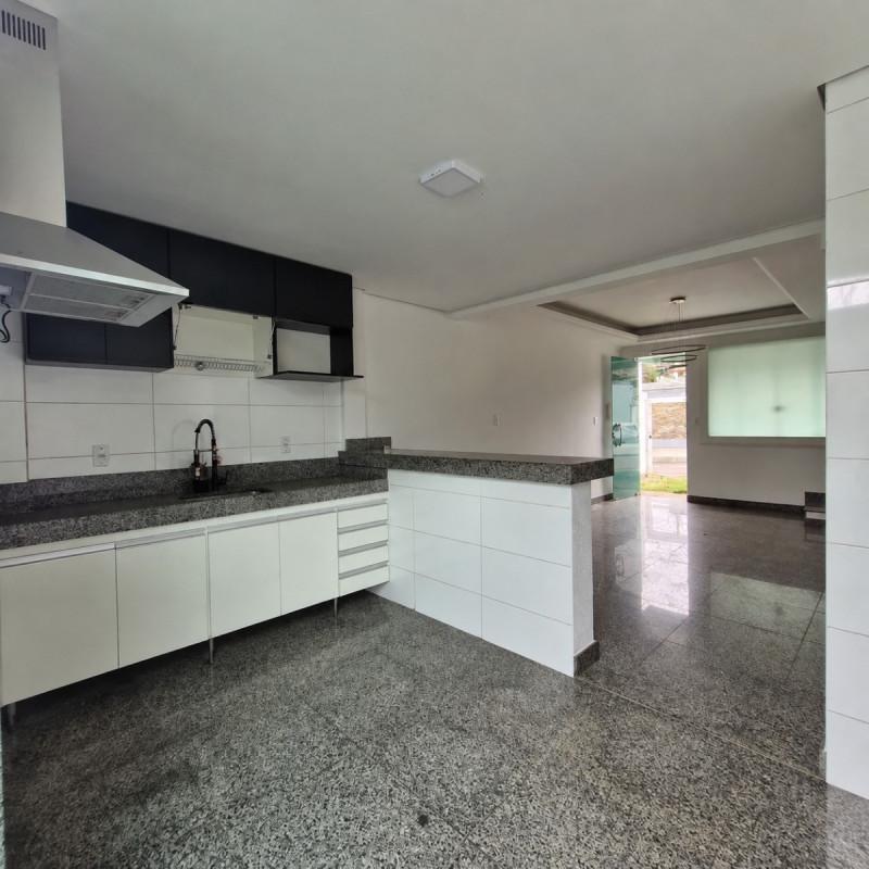 Casa, Santa Terezinha, 2 Quartos, 2 Vagas, 1 Suíte