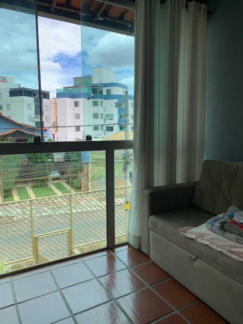 Casa, Castelo, 4 Quartos, 5 Vagas, 1 Suíte