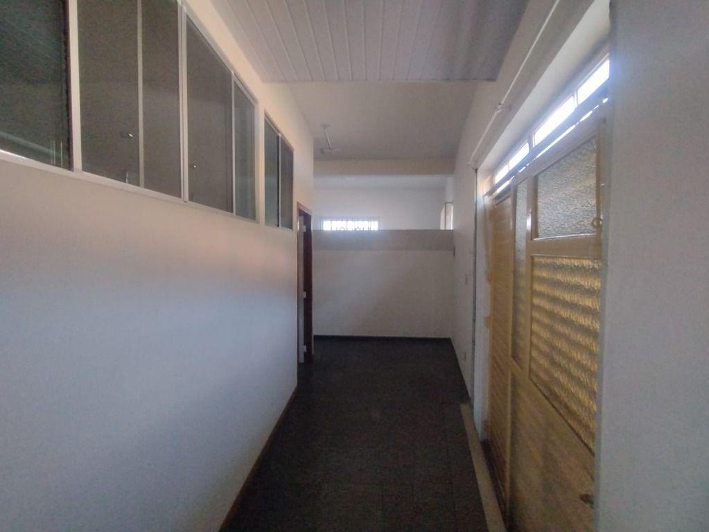 Prédio, Centro, 0 Quarto, 0 Vaga