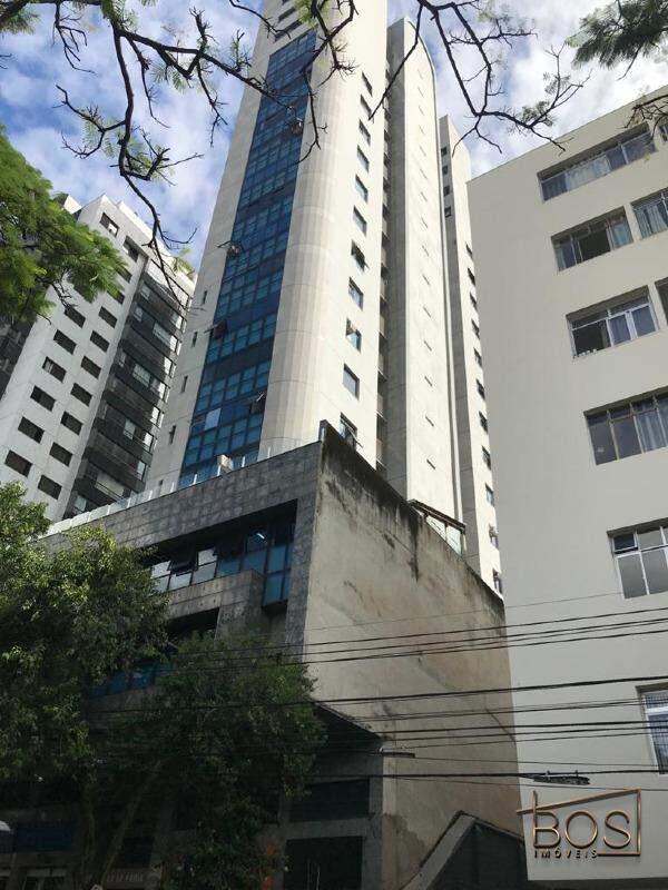 Sala, Santa Efigênia, 0 Quarto, 0 Vaga, 2 Suítes