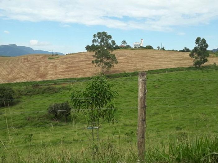 Fazenda, Zona Rural, 6 Quartos, 0 Vaga, 2 Suítes