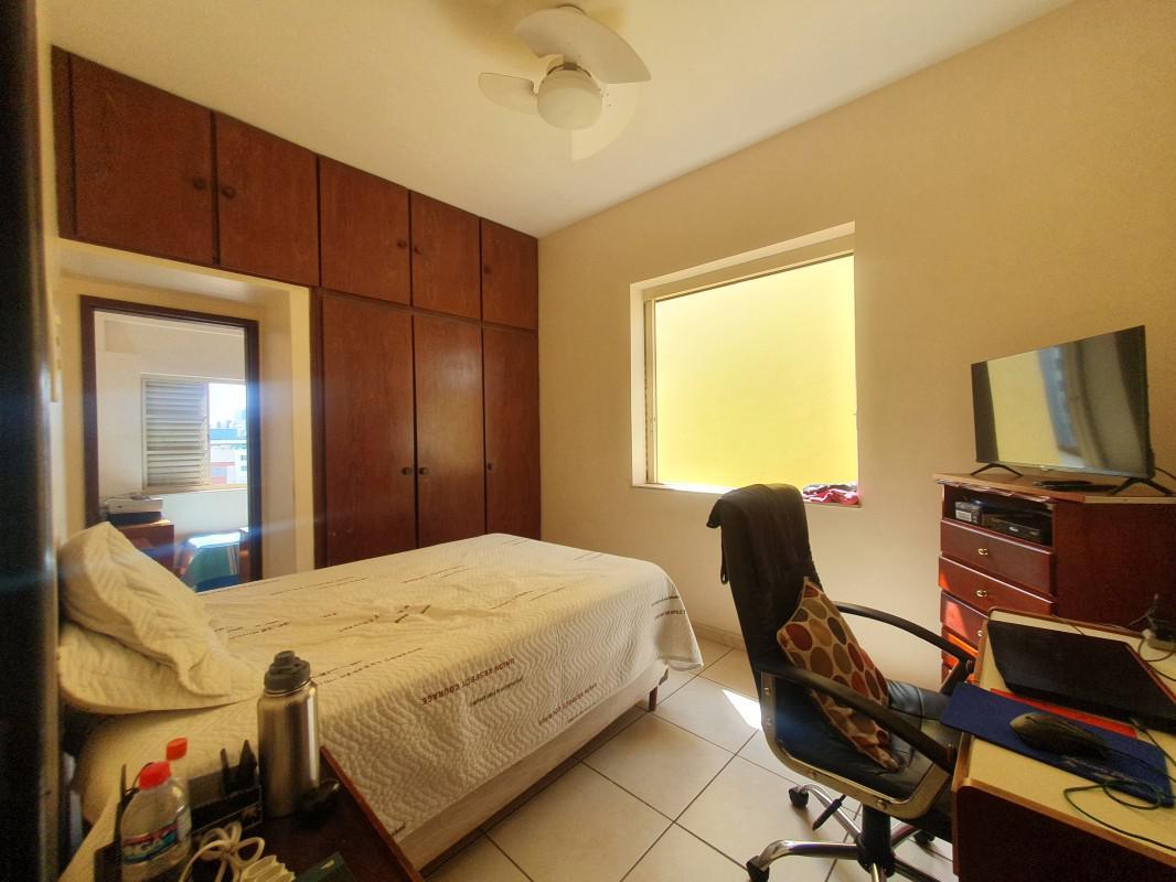 Casa, Jardim América, 4 Quartos, 4 Vagas, 1 Suíte