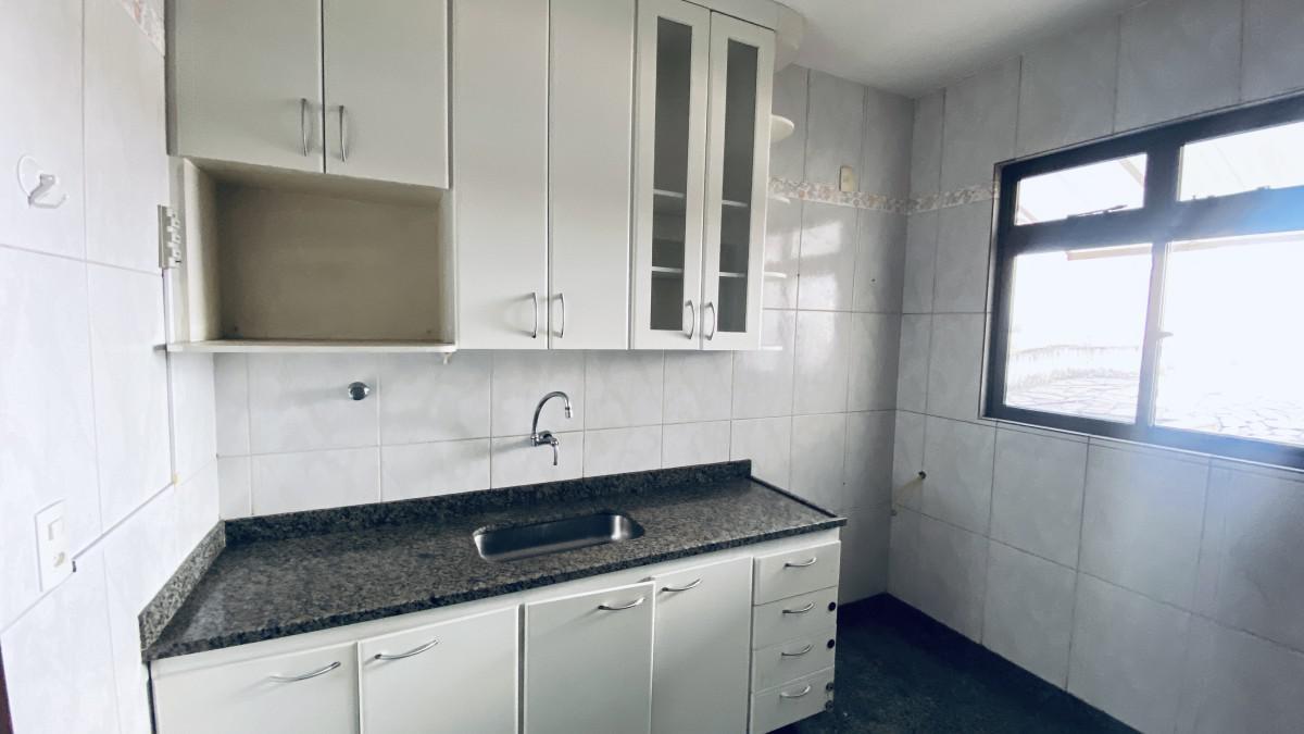 Casa, Castelo, 5 Quartos, 2 Vagas, 2 Suítes