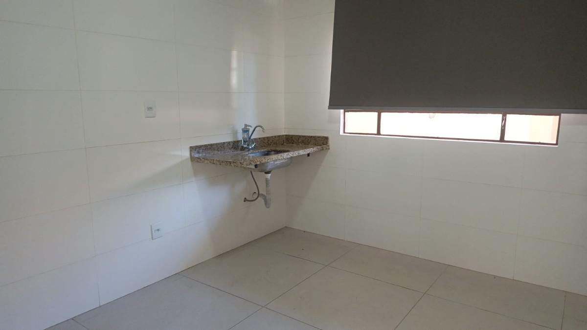 Casa, Guanabara, 2 Quartos, 1 Vaga, 1 Suíte