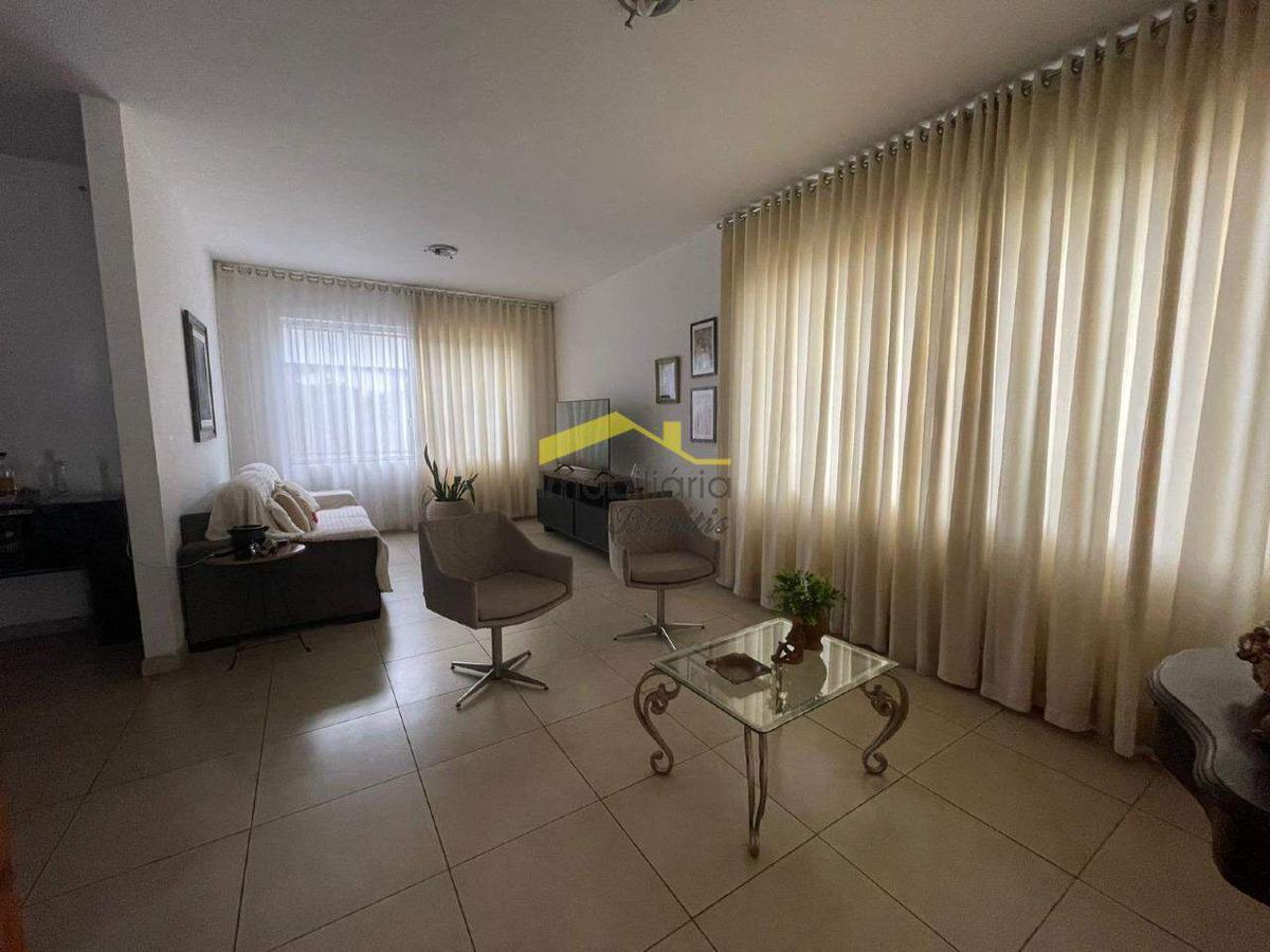 Casa, Betânia, 3 Quartos, 3 Vagas, 1 Suíte