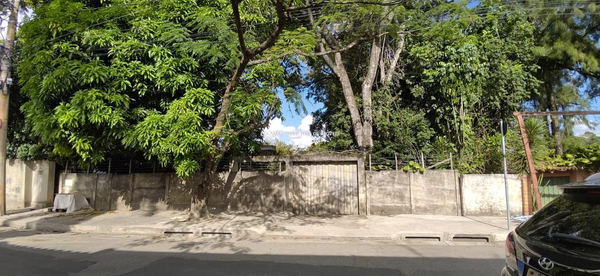 Lote, Pedra Azul, 0 Quarto, 10 Vagas