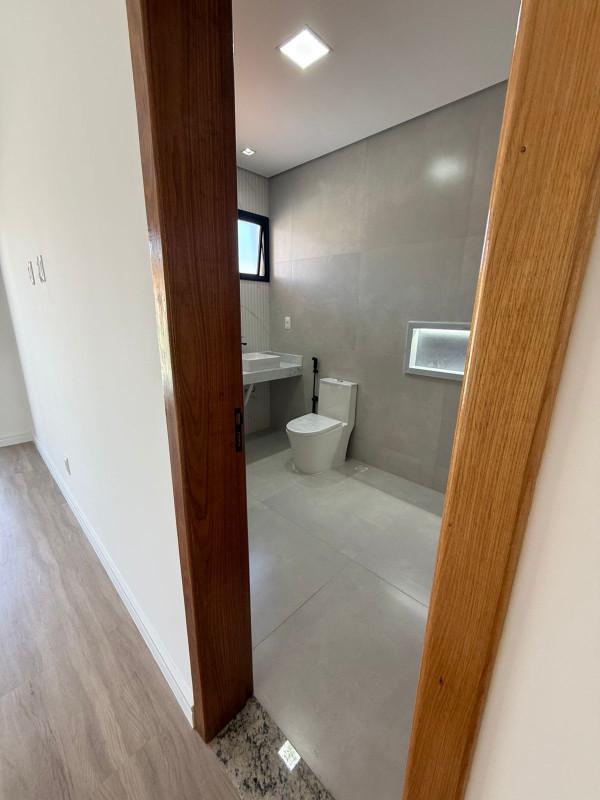 Casa, Lundcea, 3 Quartos, 2 Vagas, 1 Suíte