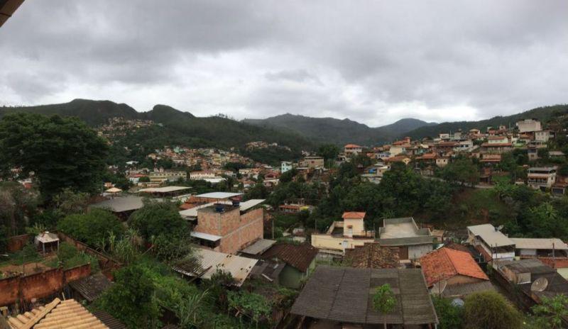 Casa, Vila Santo Antônio de Pádua, 3 Quartos, 5 Vagas, 1 Suíte