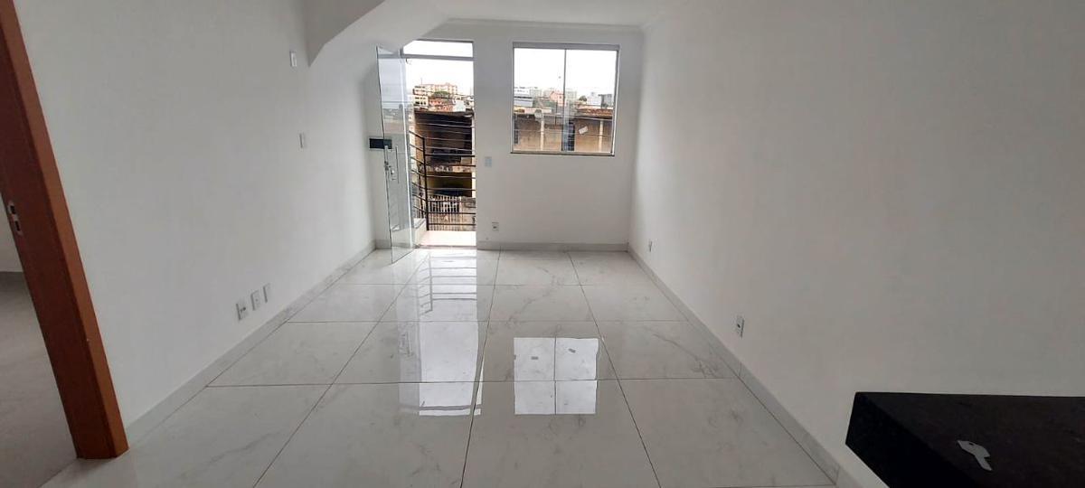 Casa, Santa Cruz, 2 Quartos, 1 Vaga
