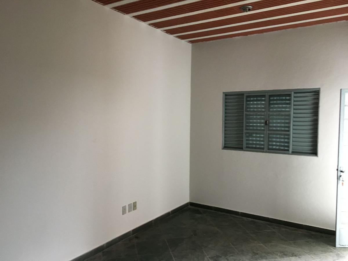 Casa, Centro, 2 Quartos, 1 Vaga