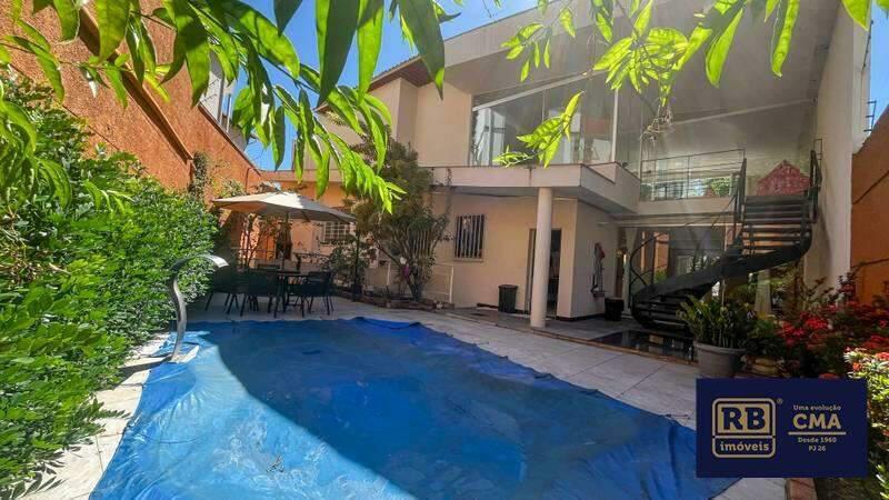 Casa, Vila Paris, 6 Quartos, 7 Vagas, 2 Suítes