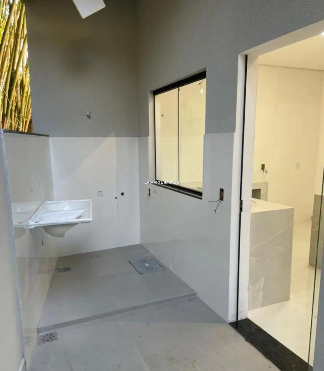Casa, Tropical, 3 Quartos, 3 Vagas, 1 Suíte