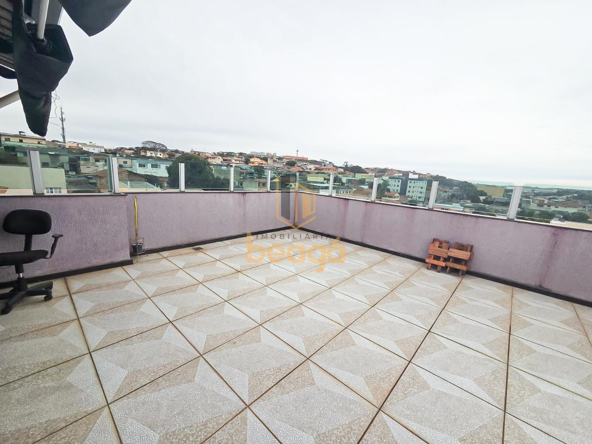 Cobertura, Coqueiros, 3 Quartos, 1 Vaga, 1 Suíte