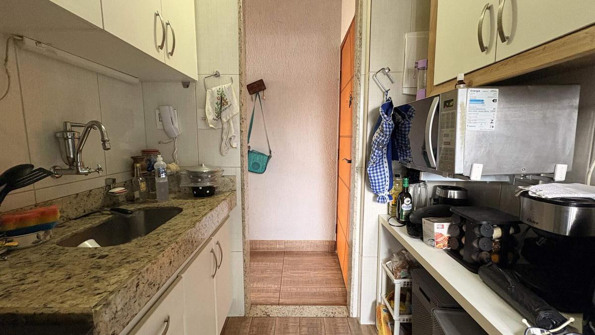 Apartamento, Estoril, 2 Quartos, 1 Vaga, 1 Suíte
