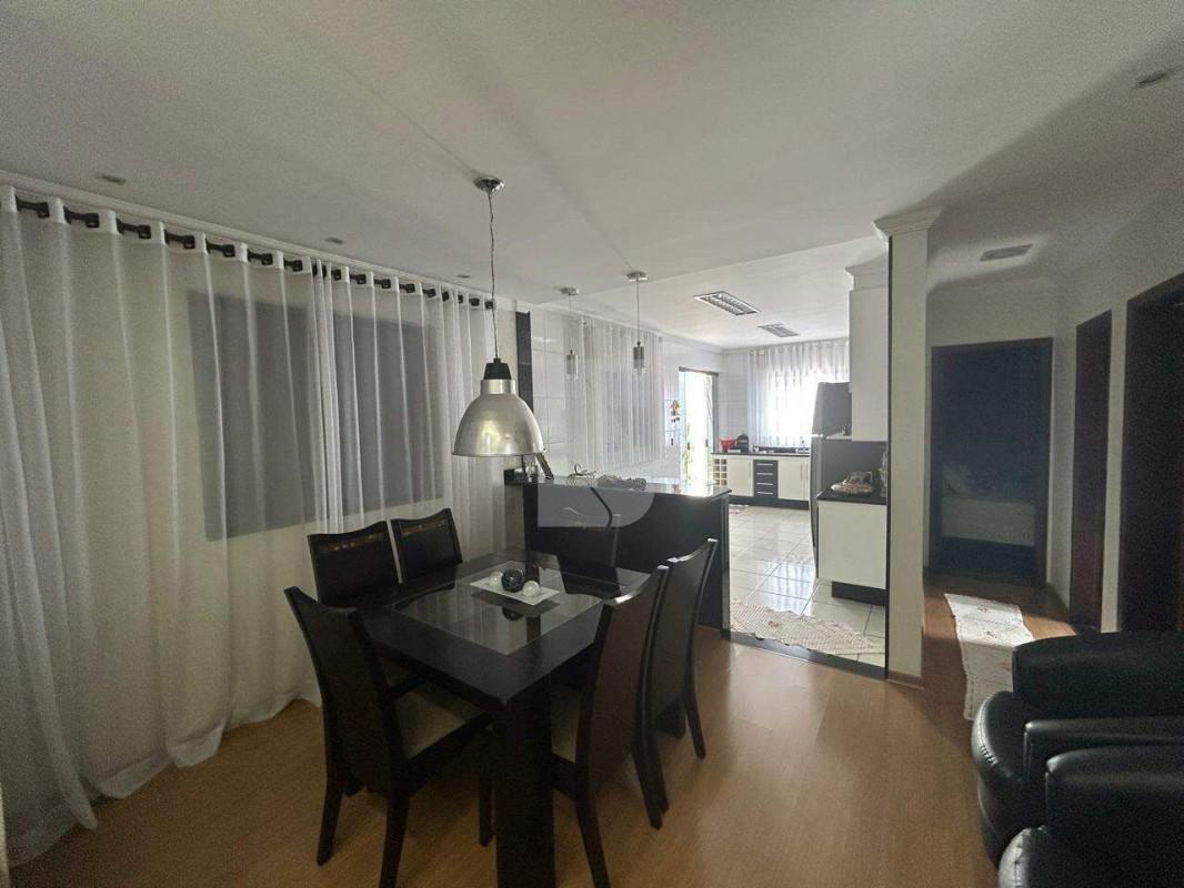 Casa, Eldorado, 3 Quartos, 6 Vagas, 1 Suíte