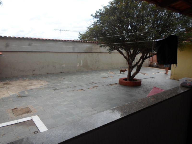 Casa, Santa Cruz, 3 Quartos, 8 Vagas