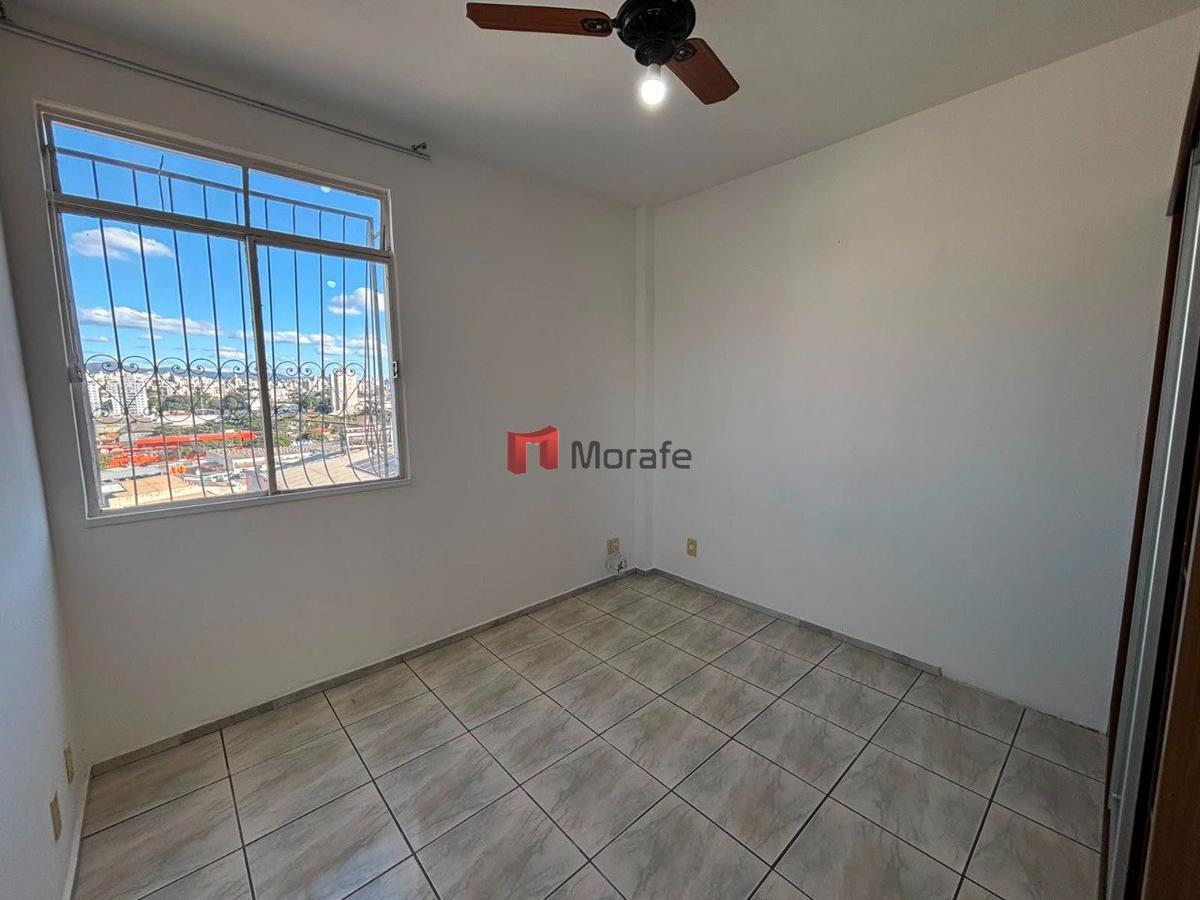 Apartamento, Carlos Prates, 2 Quartos, 1 Vaga