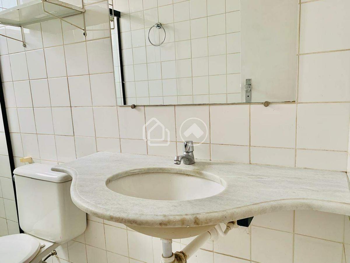 Apartamento, Estoril, 3 Quartos, 1 Vaga, 1 Suíte