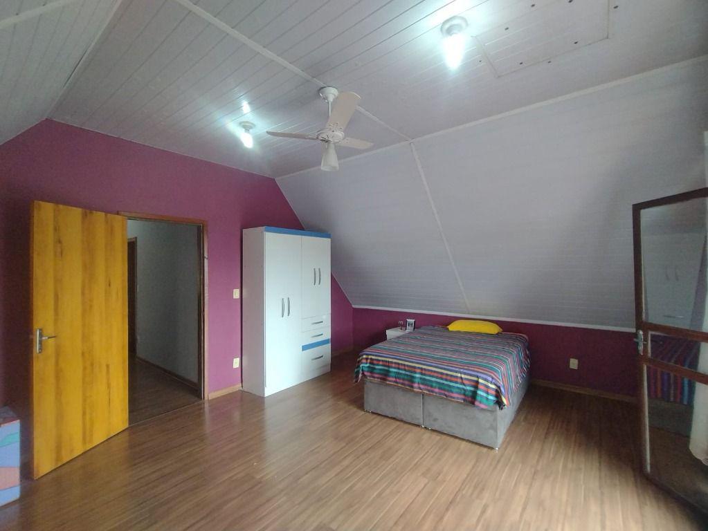 Casa, Esplanada, 5 Quartos, 0 Vaga