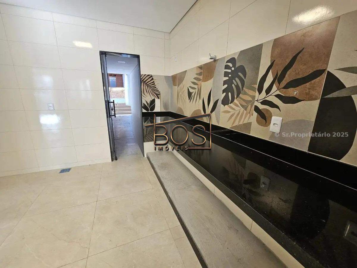 Casa, São Lucas, 3 Quartos, 4 Vagas, 2 Suítes