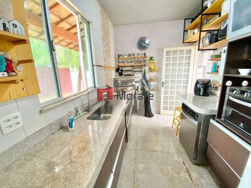 Casa, Trevo, 3 Quartos, 2 Vagas, 1 Suíte
