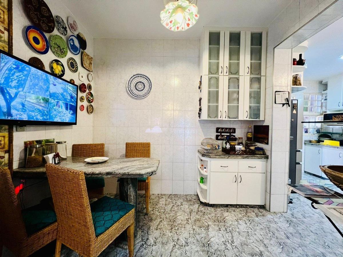 Casa, Itapoã, 4 Quartos, 3 Vagas, 1 Suíte