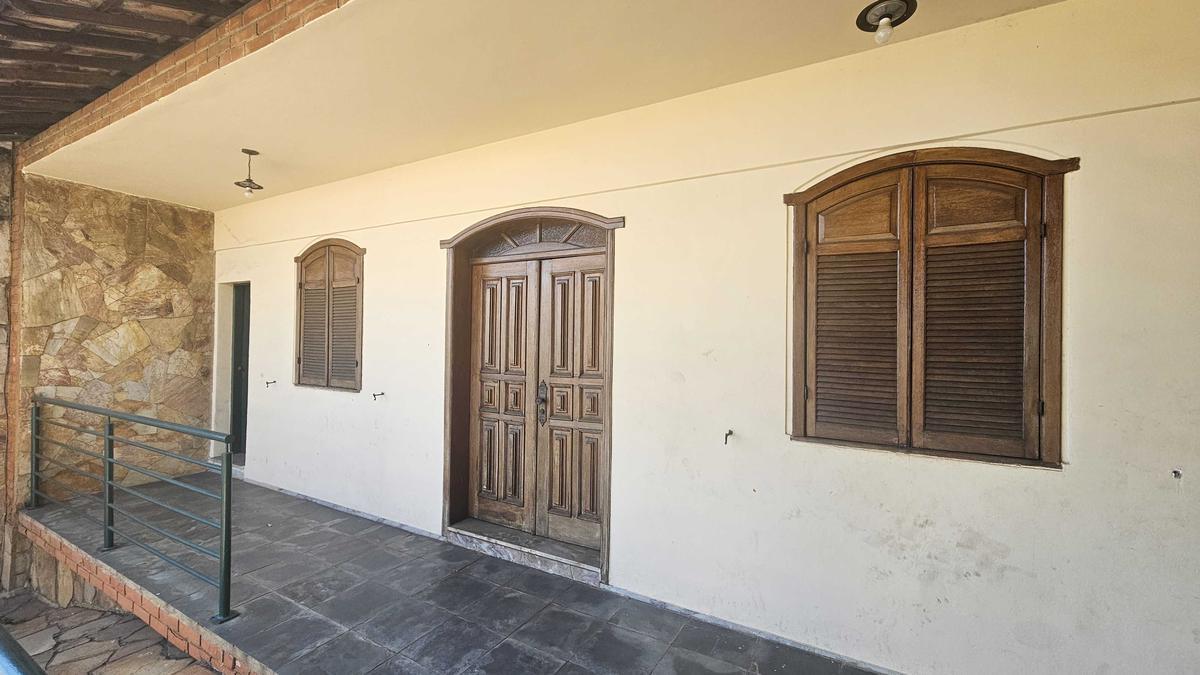 Casa, Nova Suíssa, 3 Quartos, 2 Vagas, 1 Suíte