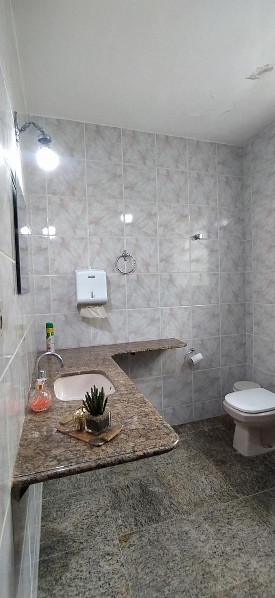 Casa, Sagrada Família, 3 Quartos, 2 Vagas, 1 Suíte